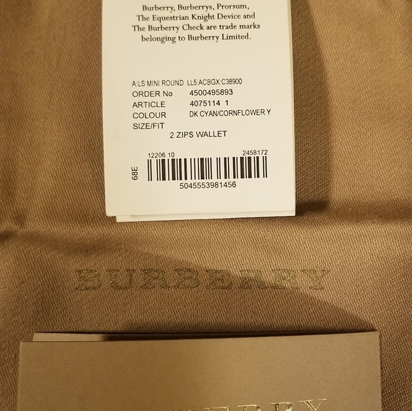 Burberry Small Round Leather Coin Case - Picture 8 of 9